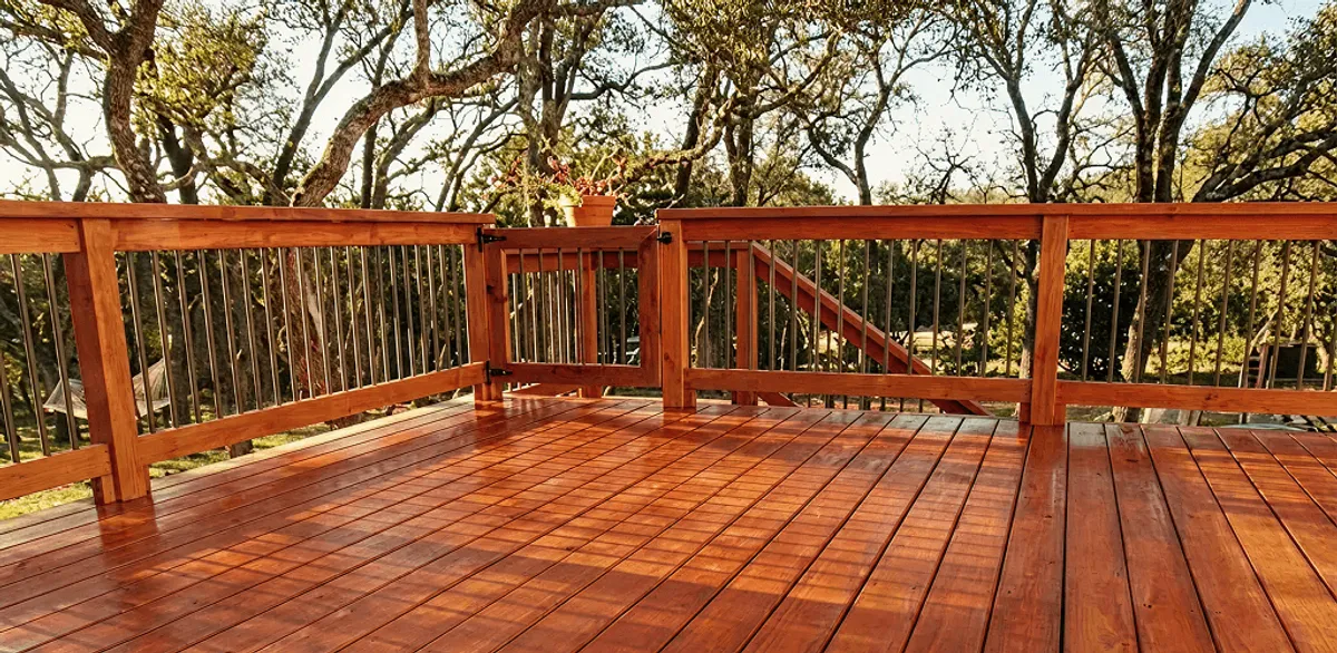Deck sealing results with a freshly sealed wood deck in New Orleans, LA